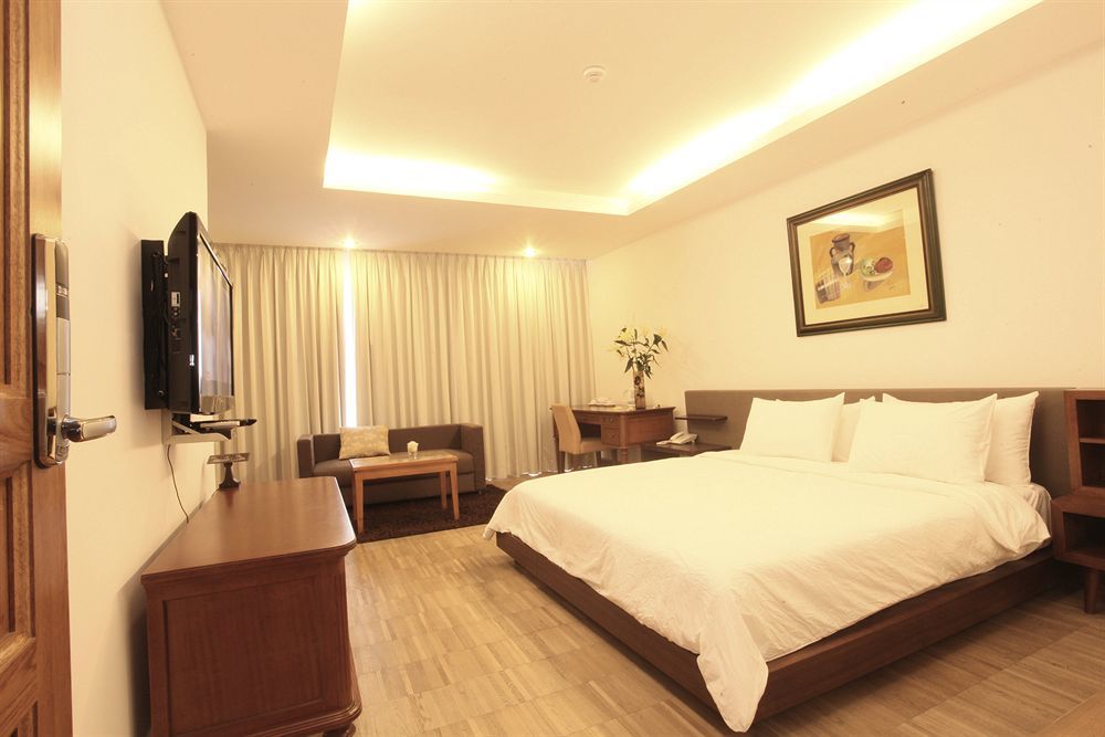 Crown Diamond Hotel - Phu My Hung District 7 Ho-Chi-Minh-Stadt Exterior foto